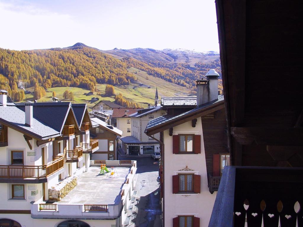 Chalet La Nuvola Livigno Buitenkant foto